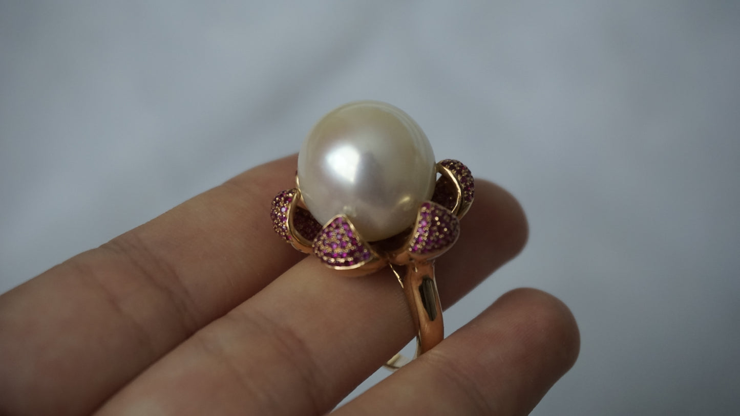 Pearl Ruby Flower Ring